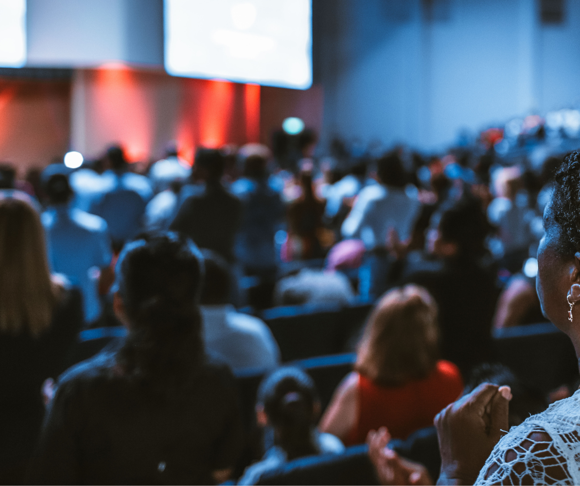 Group Sales Magic: Attracting and Managing Large Audiences