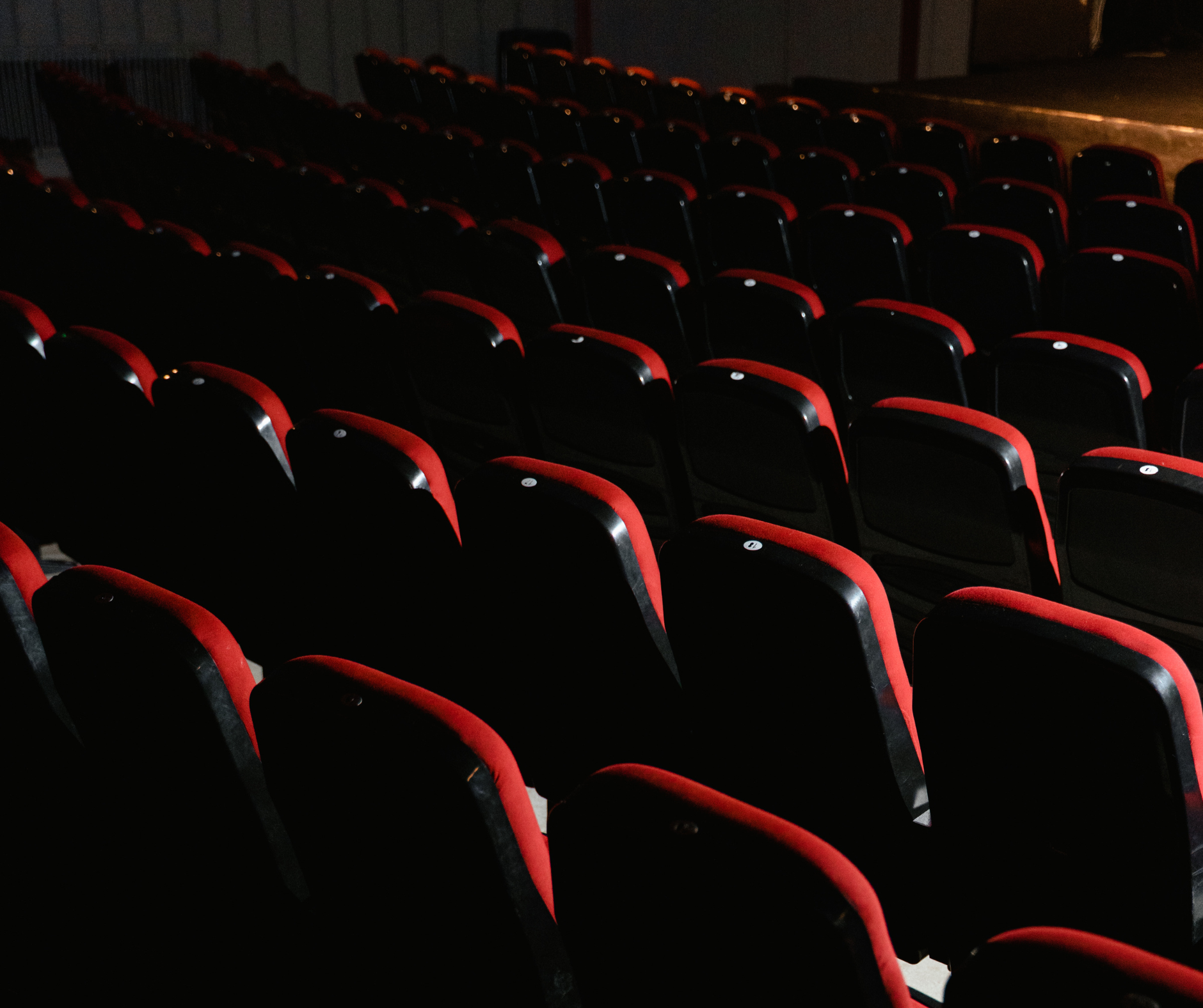 Why Early Ticket Sales (“Advances”) Reveal More Than You Think